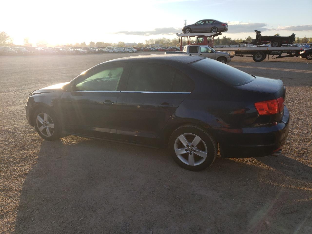 2012 VOLKSWAGEN JETTA