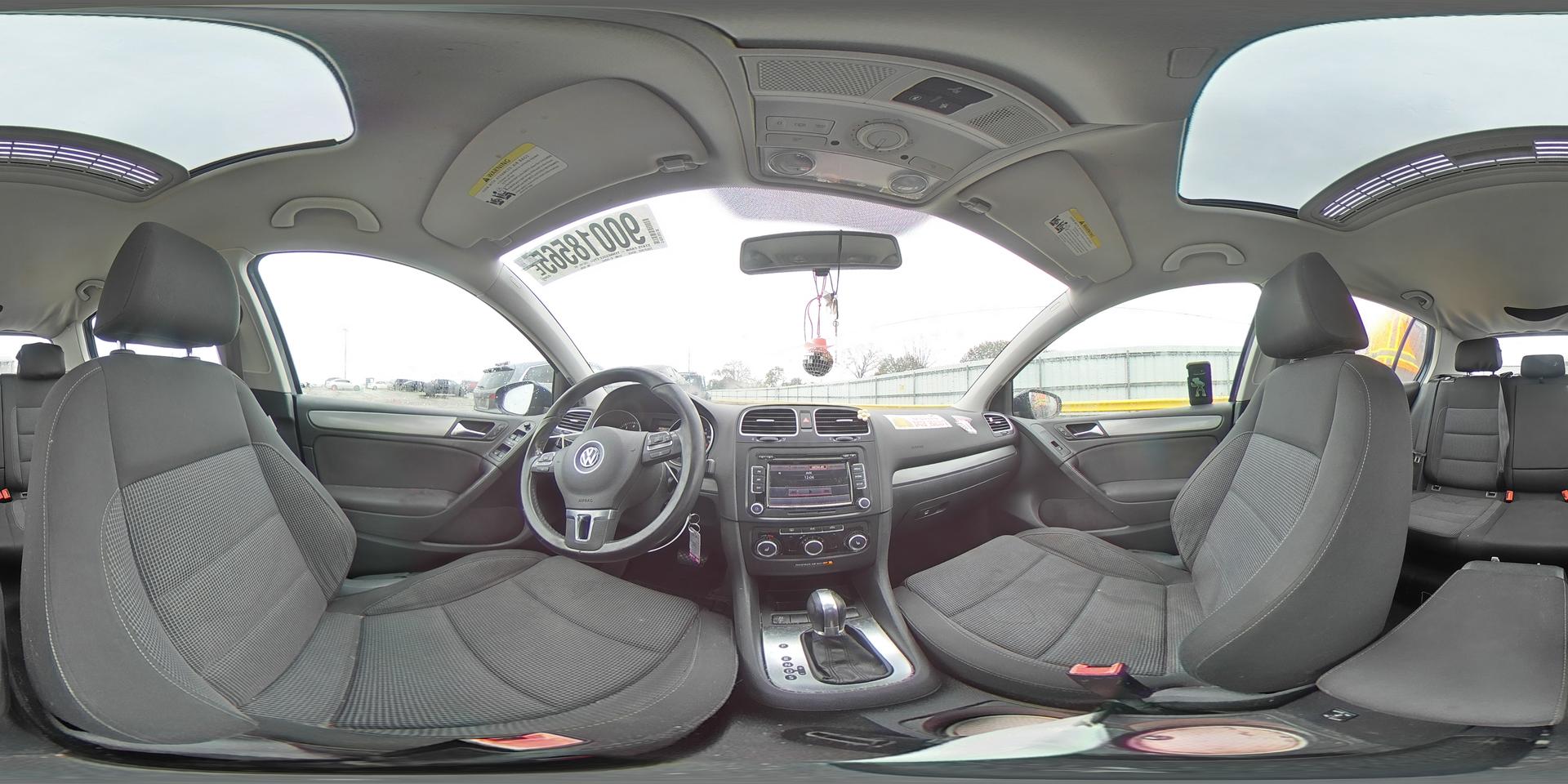 2013 VOLKSWAGEN GOLF