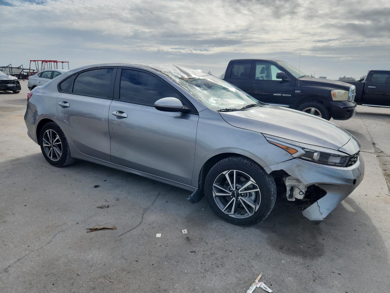 2023 KIA FORTE
