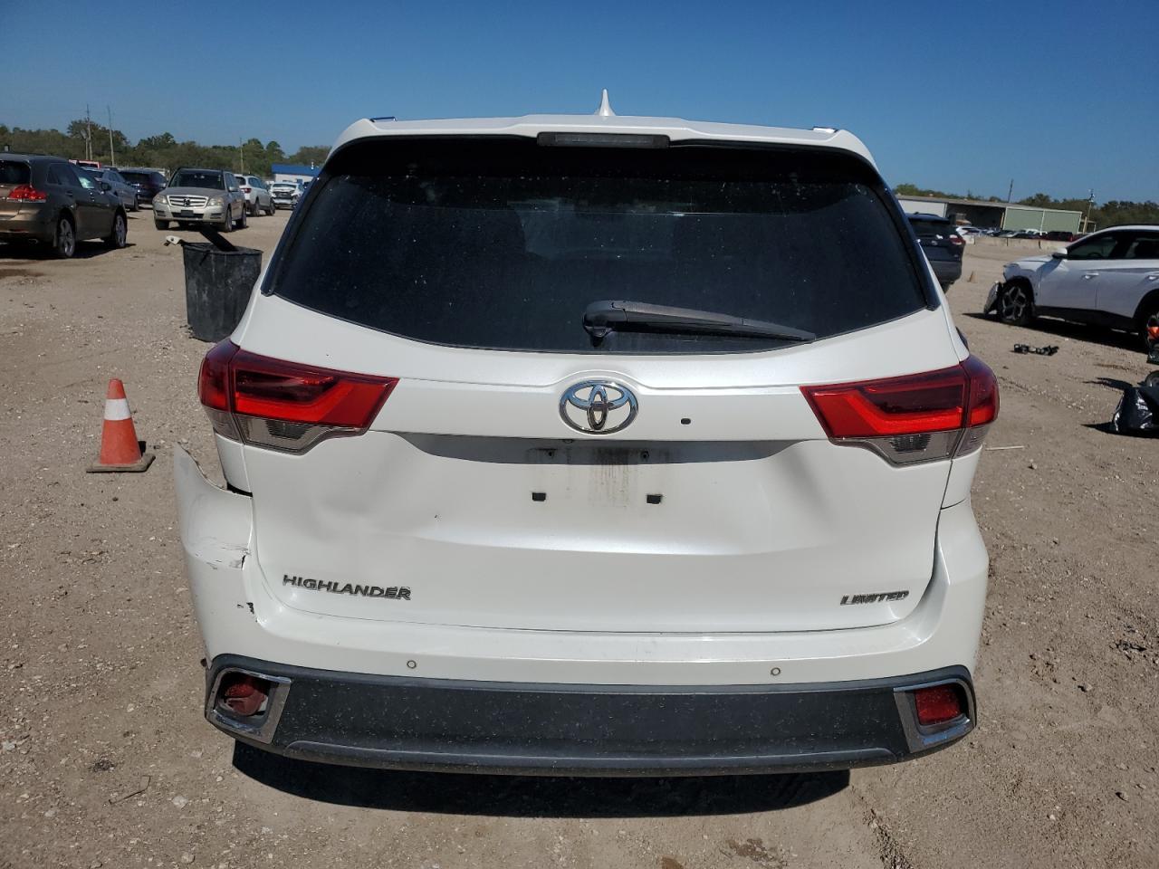 2019 TOYOTA HIGHLANDER