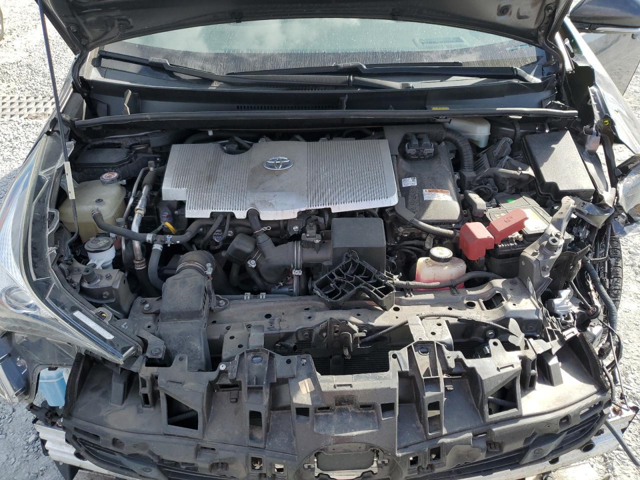 2017 TOYOTA PRIUS