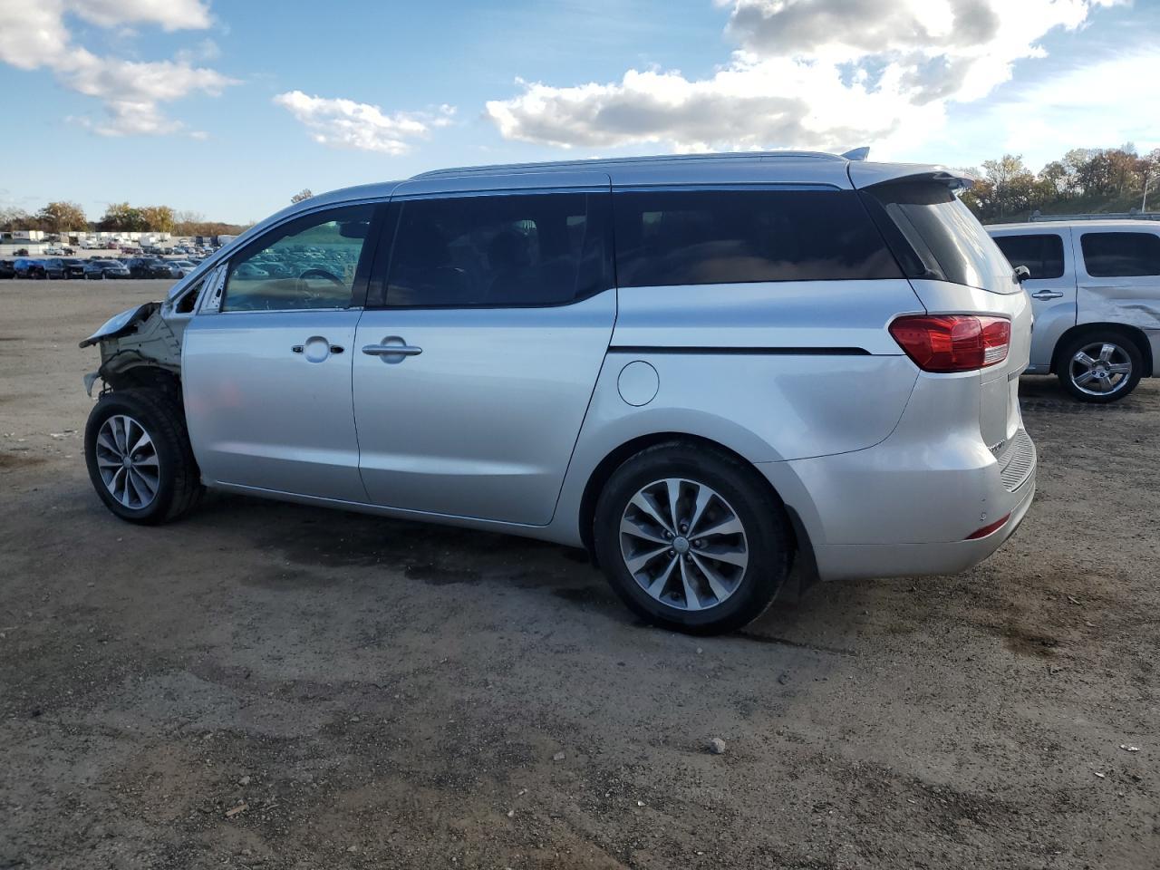 2017 KIA SEDONA