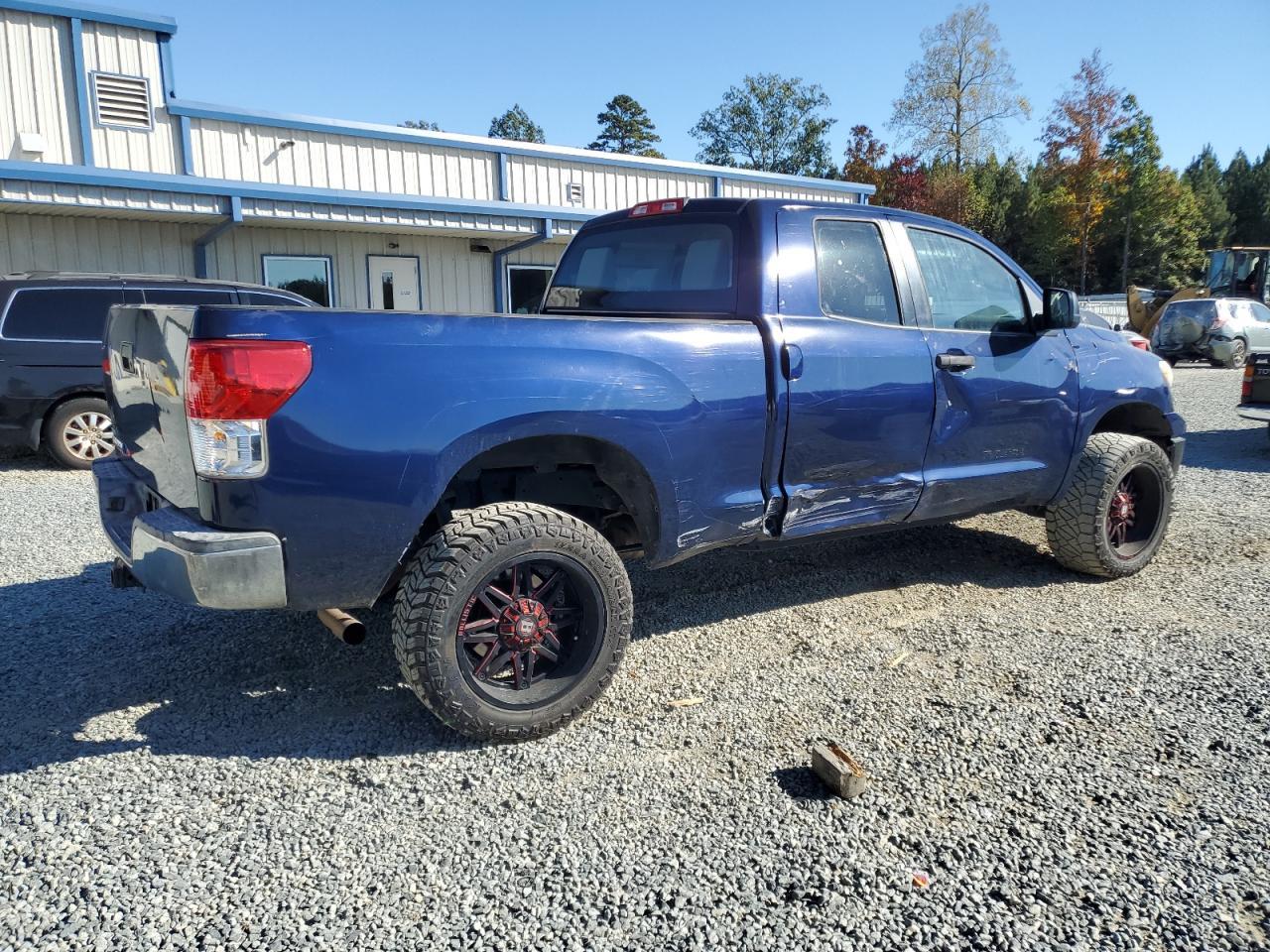 2013 TOYOTA TUNDRA