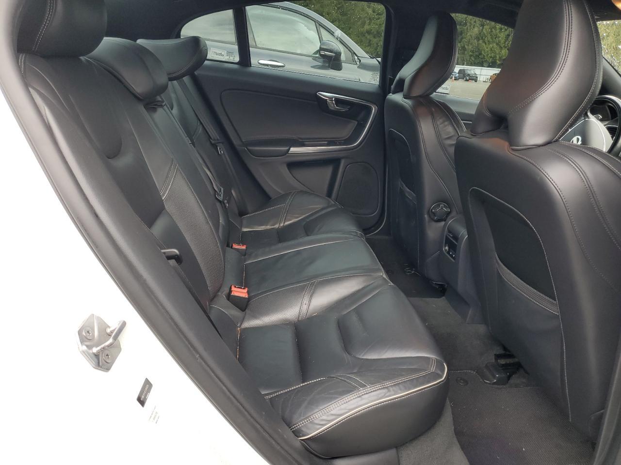 2014 VOLVO S60