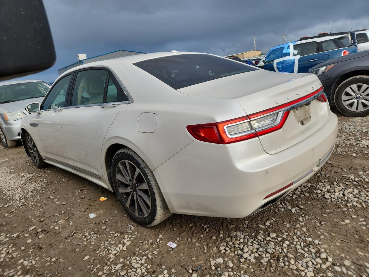 2017 LINCOLN Continental