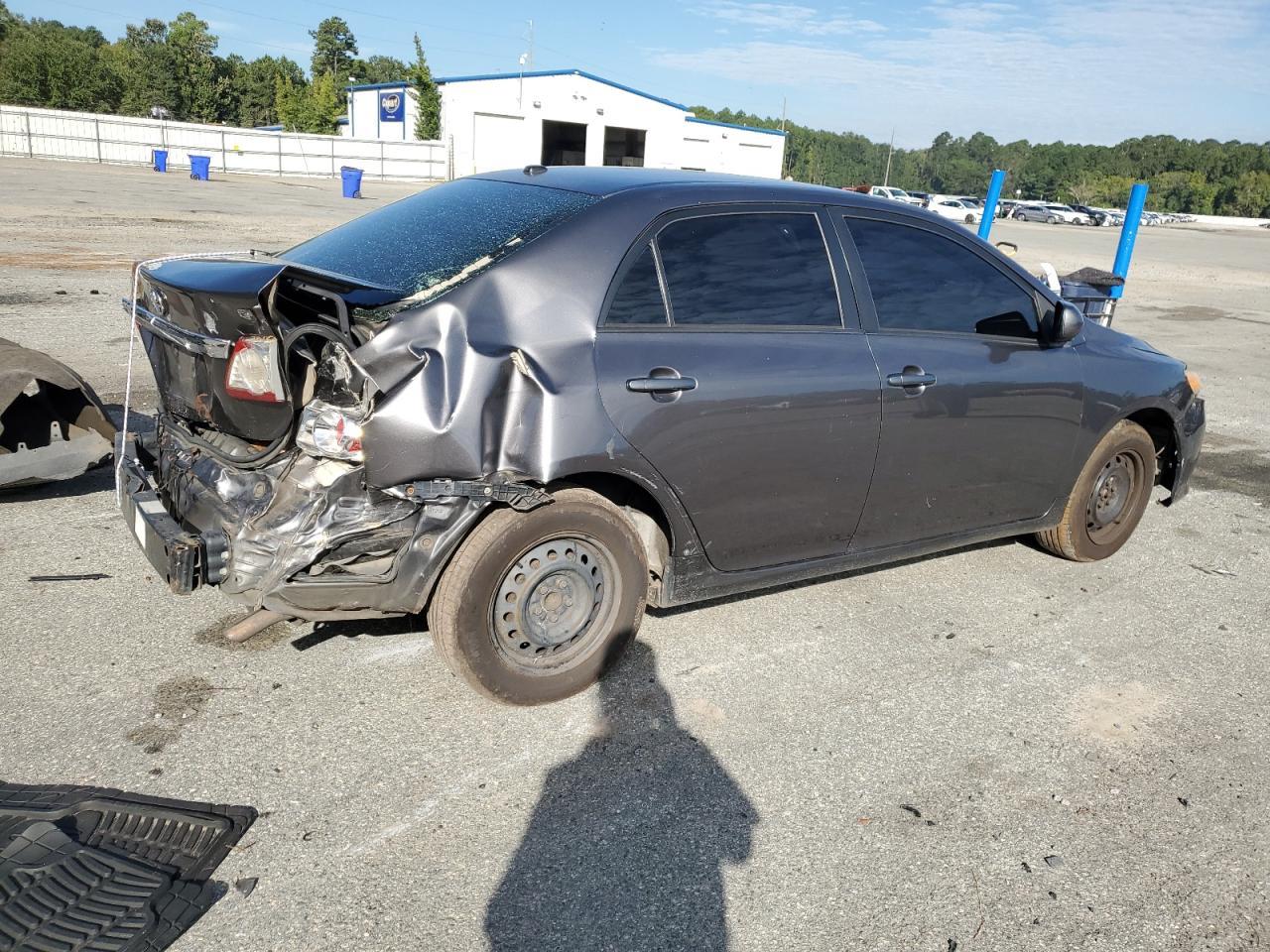 2011 TOYOTA COROLLA
