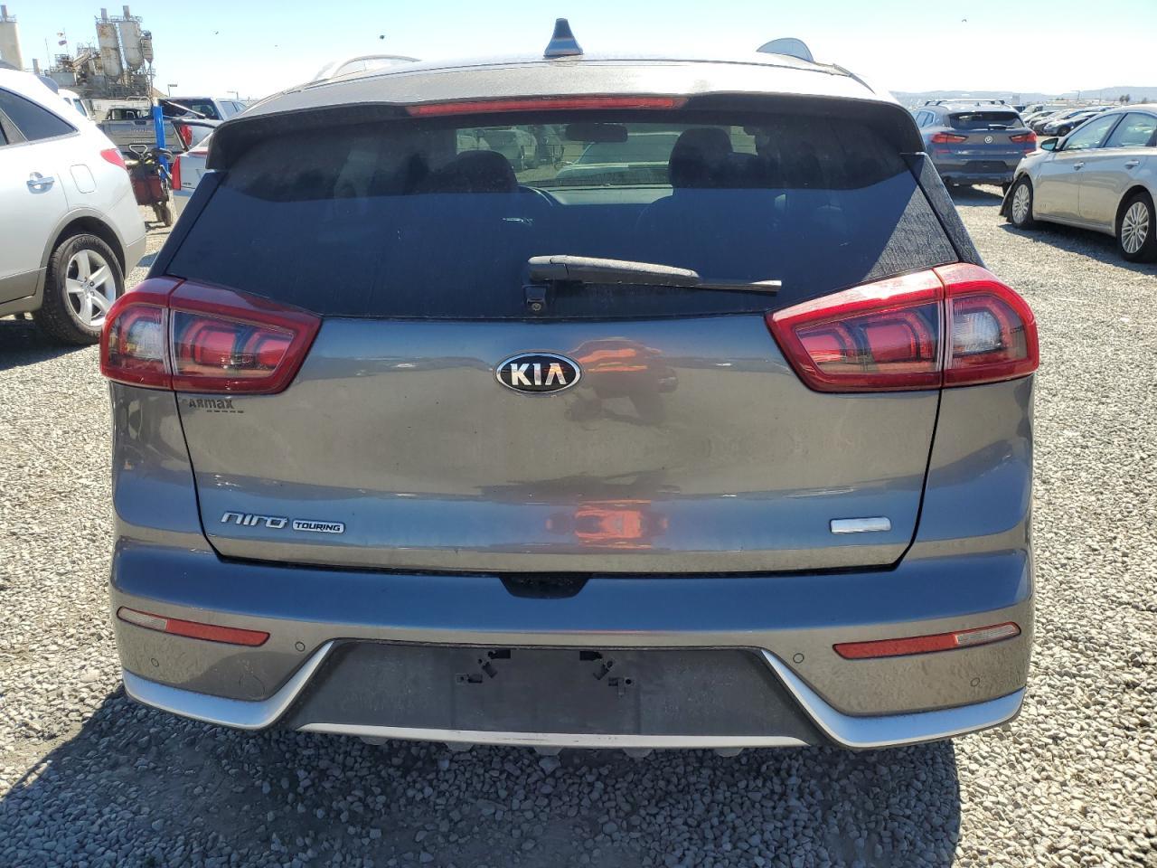 2017 KIA Niro