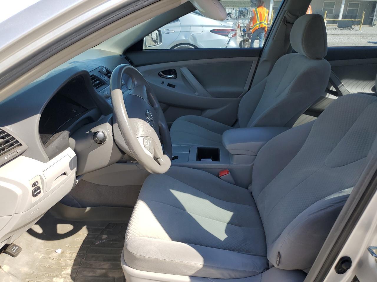 2009 TOYOTA CAMRY