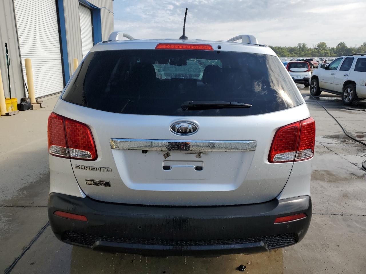 2011 KIA SORENTO