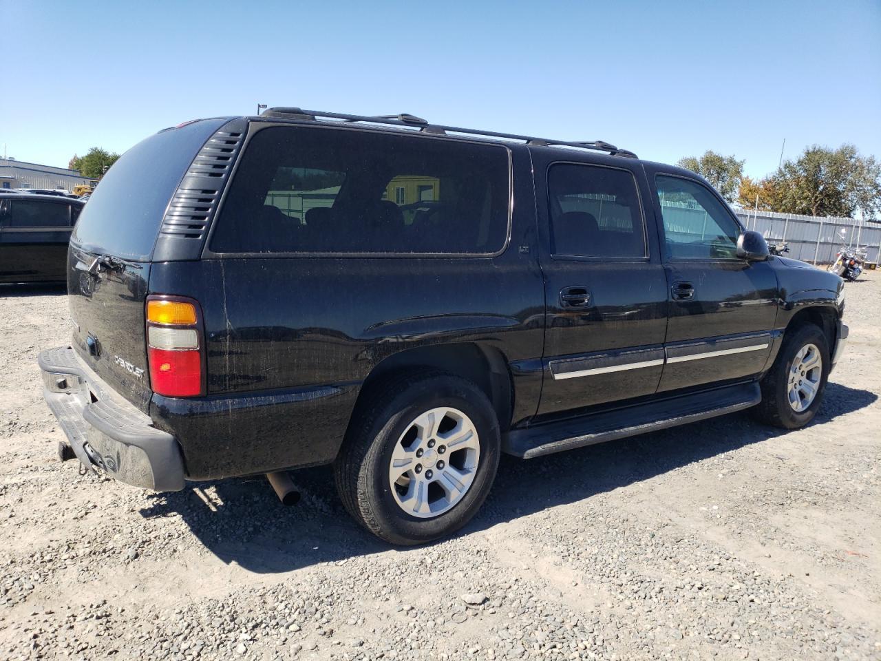 2004 CHEVROLET Suburban