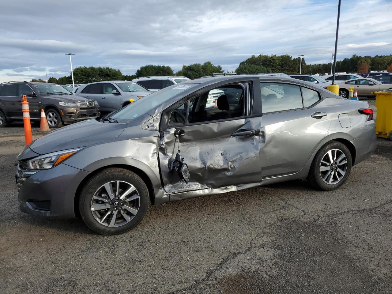 2025 NISSAN VERSA
