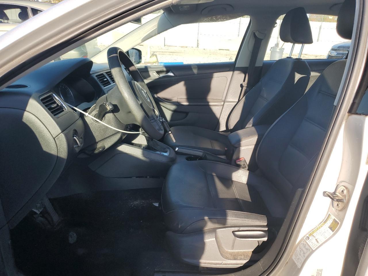 2012 VOLKSWAGEN JETTA