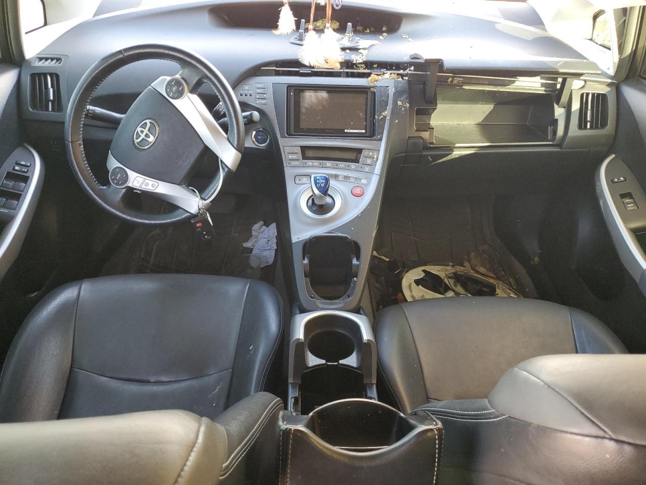 2015 TOYOTA PRIUS