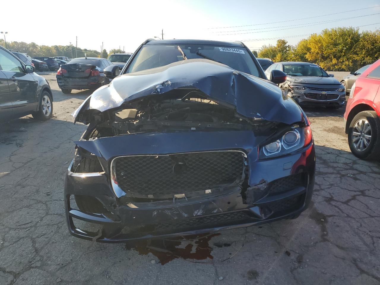 2017 JAGUAR F-Pace