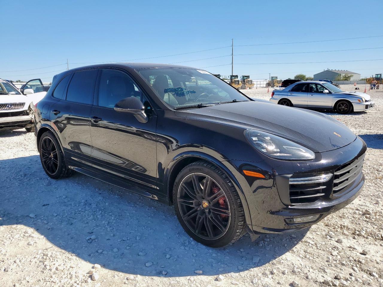2016 PORSCHE CAYENNE