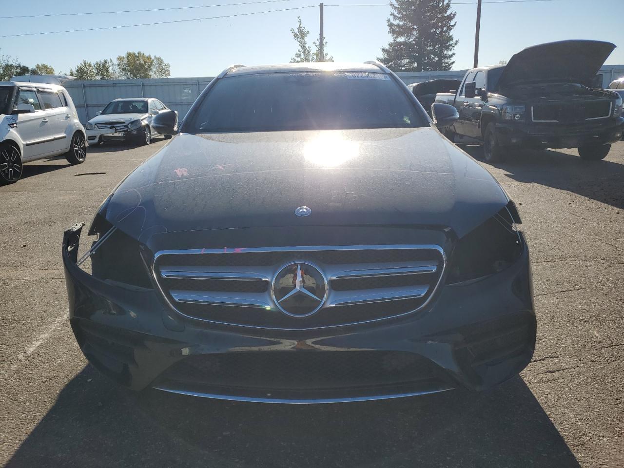 2017 MERCEDES-BENZ E-Class