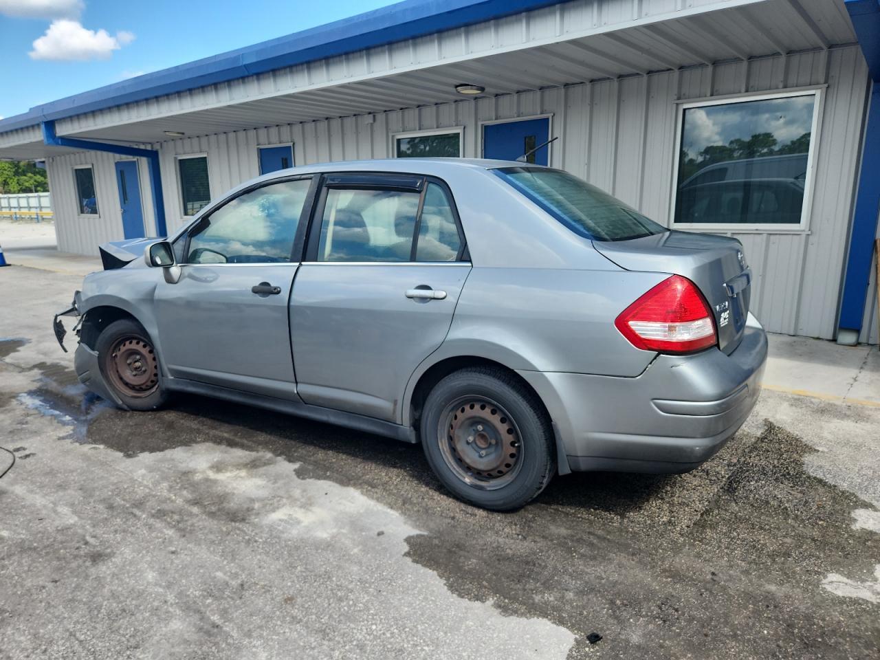 2007 NISSAN VERSA