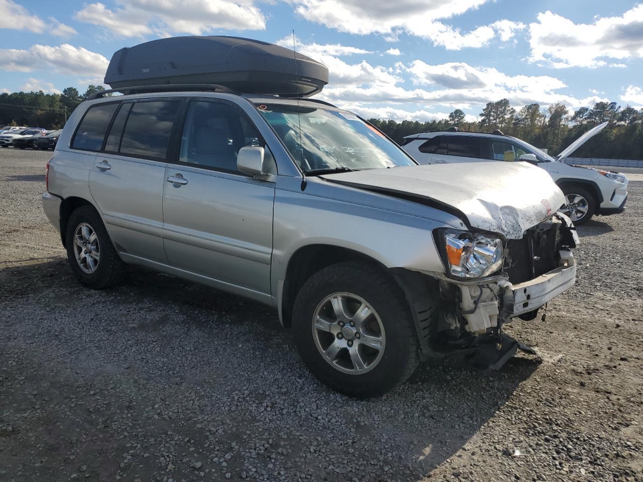 2006 TOYOTA HIGHLANDER