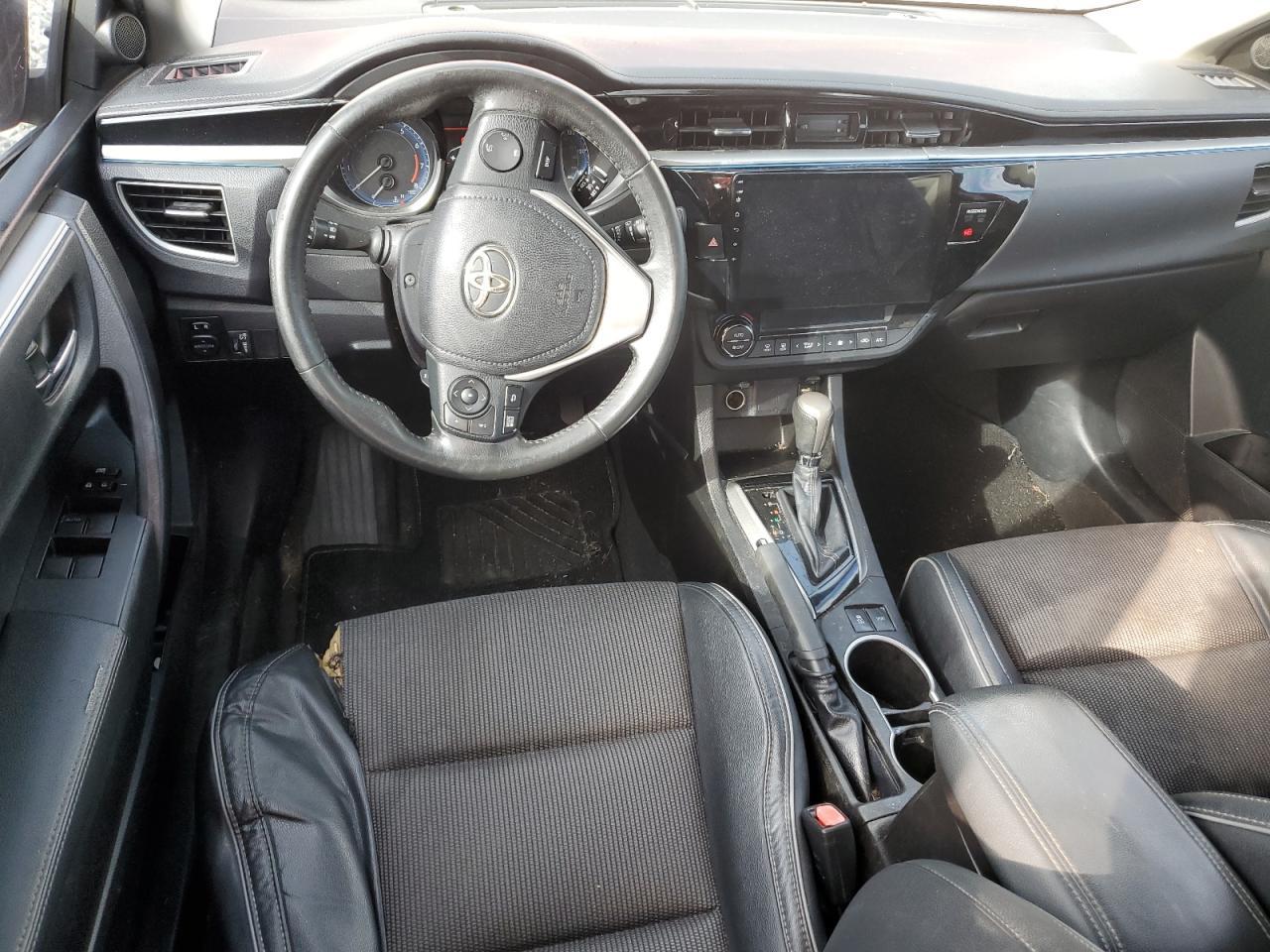 2015 TOYOTA COROLLA