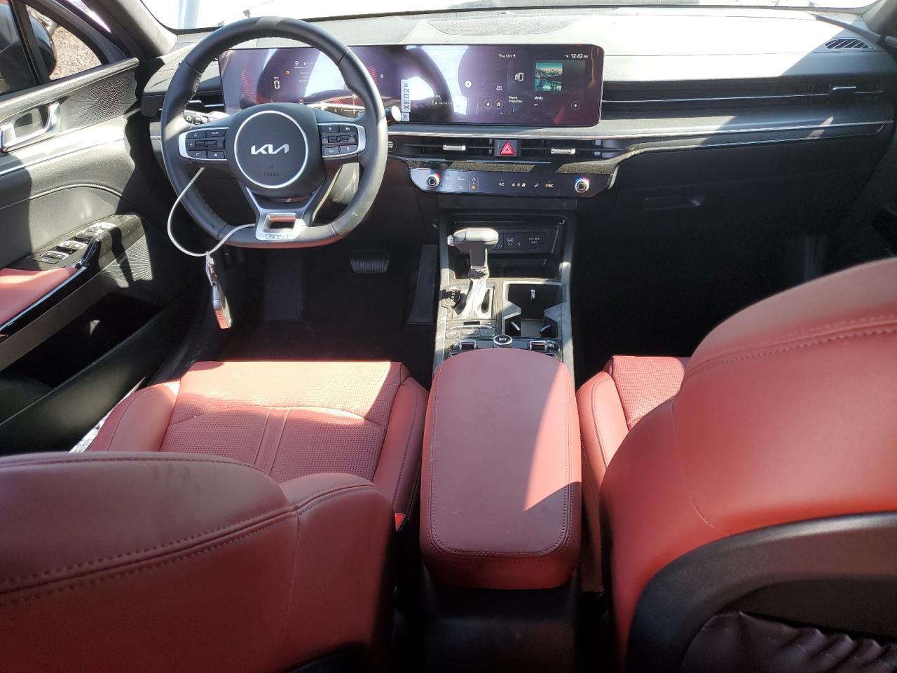 2025 KIA K5
