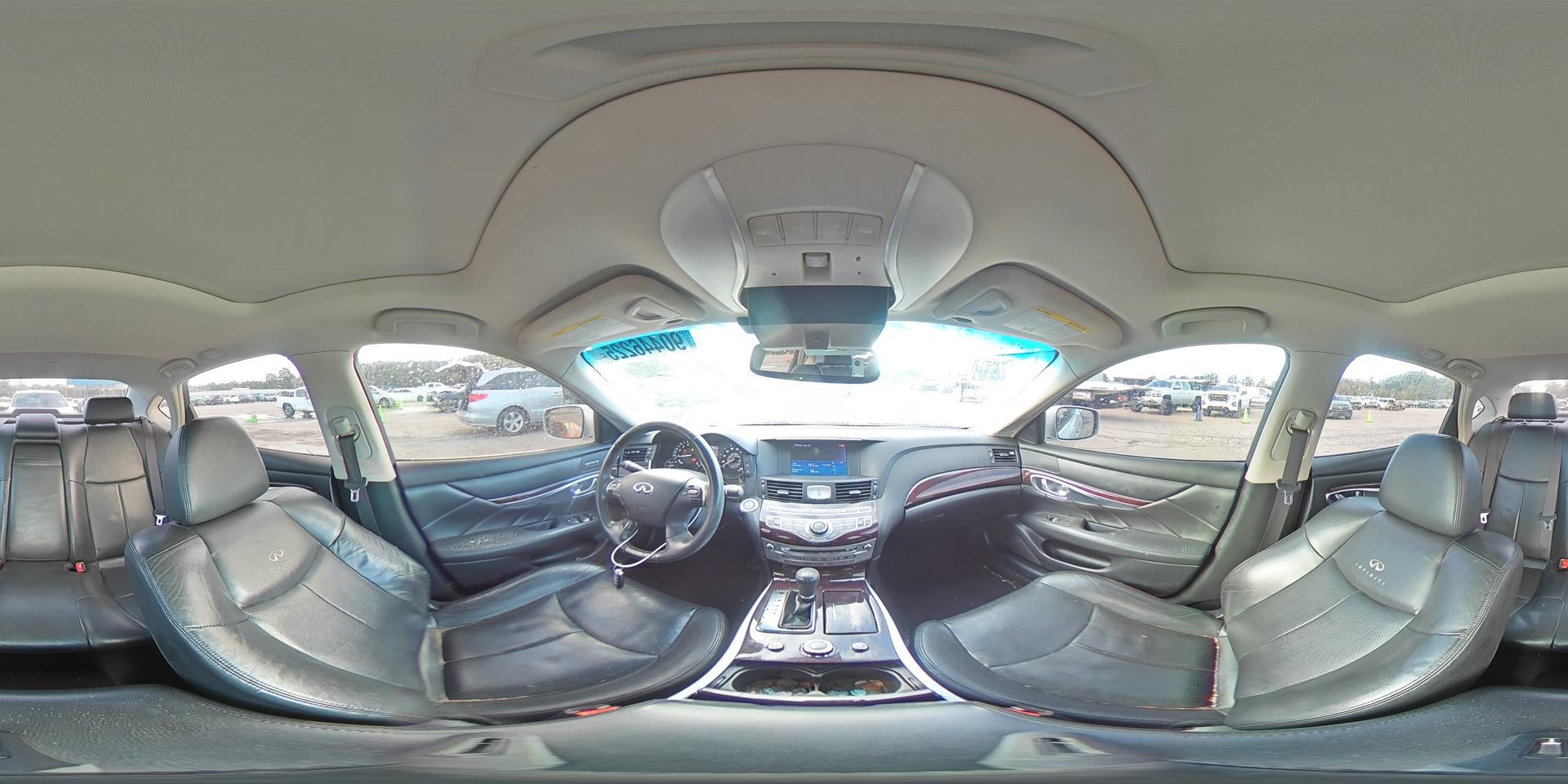 2011 INFINITI M37