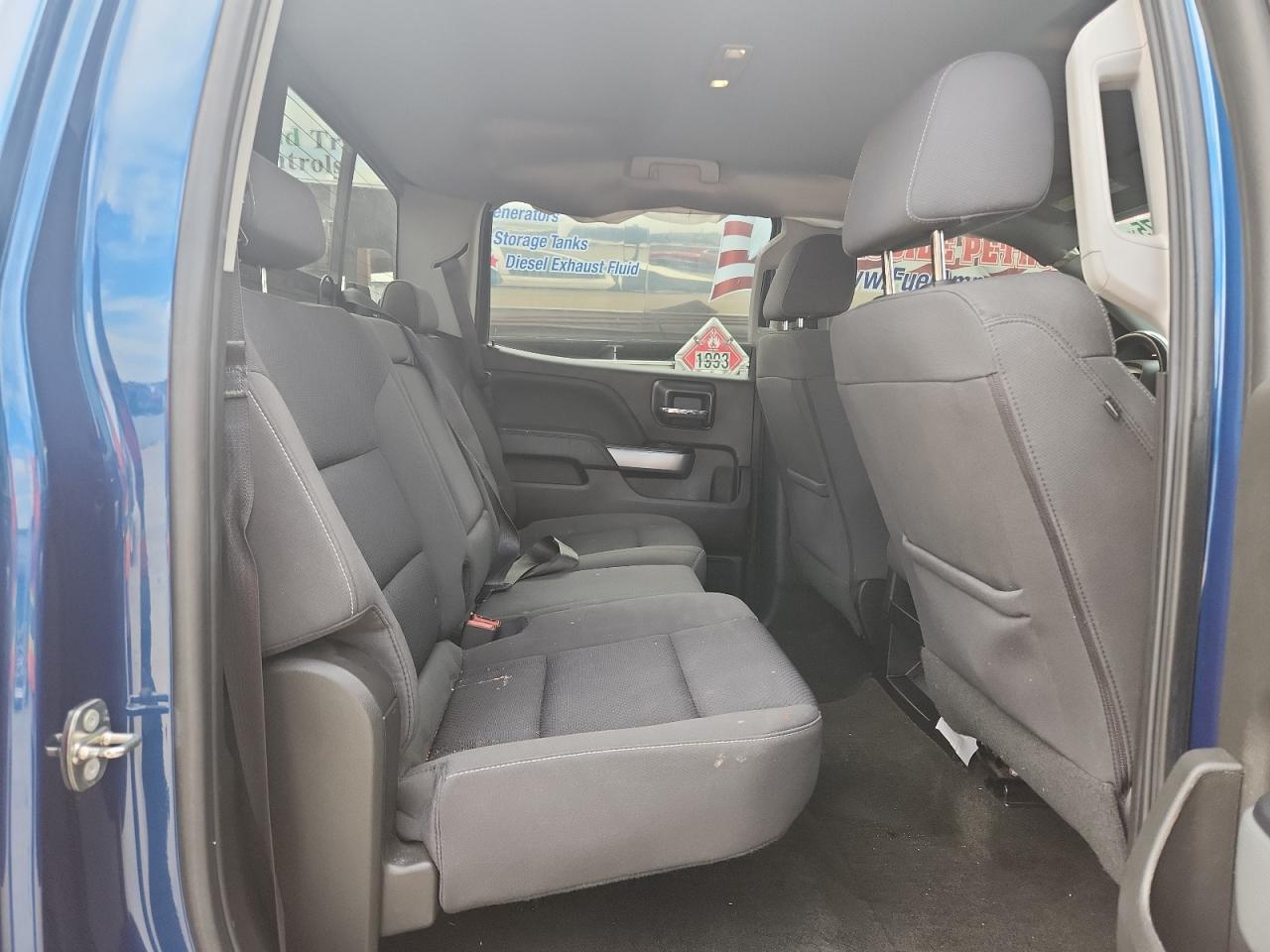 2018 CHEVROLET Silverado