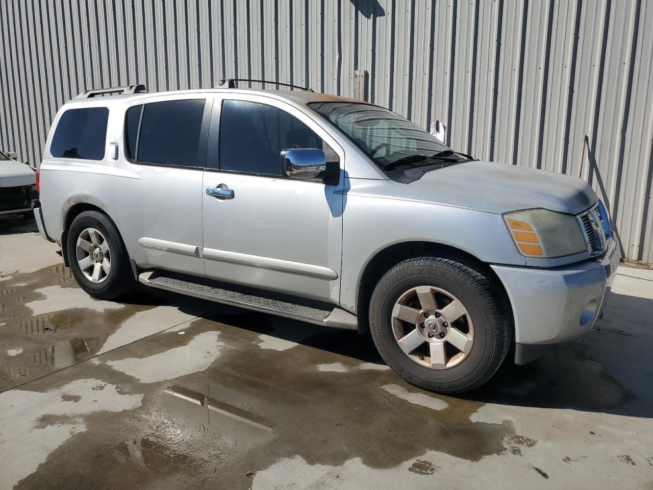 2004 NISSAN Armada