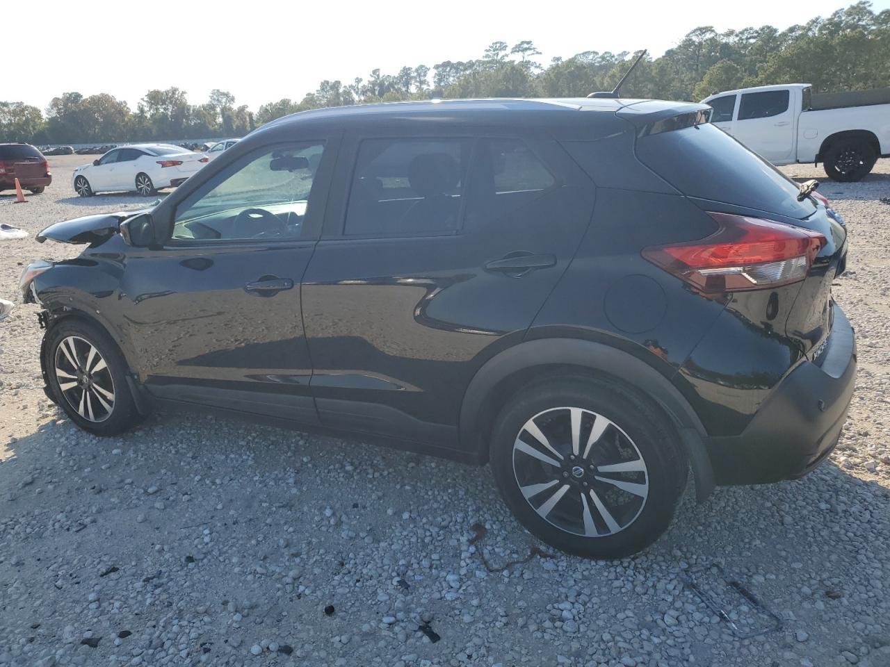 2020 NISSAN KICKS
