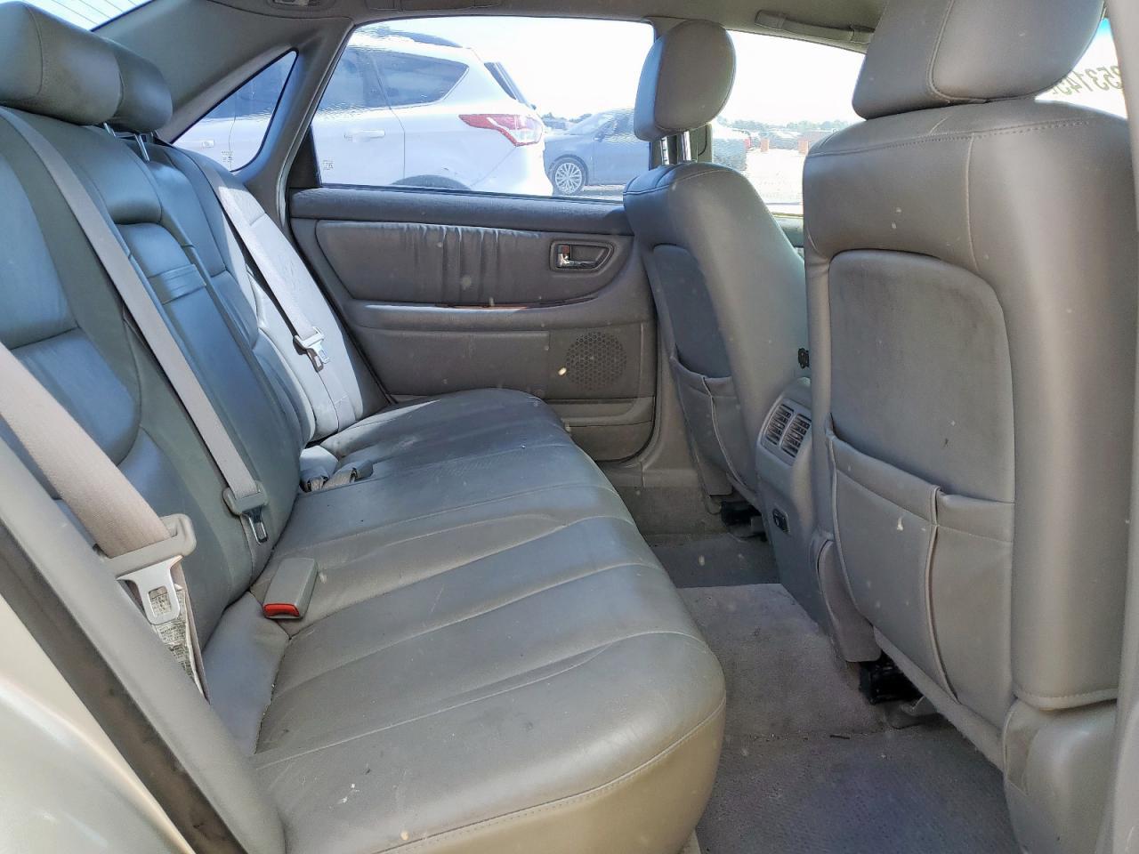 2003 TOYOTA Avalon