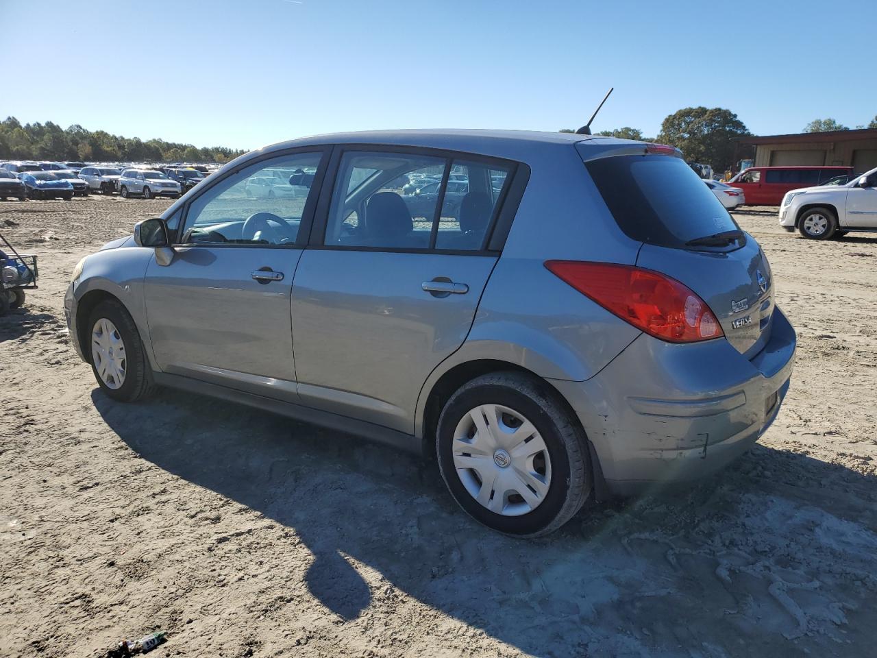 2010 NISSAN VERSA
