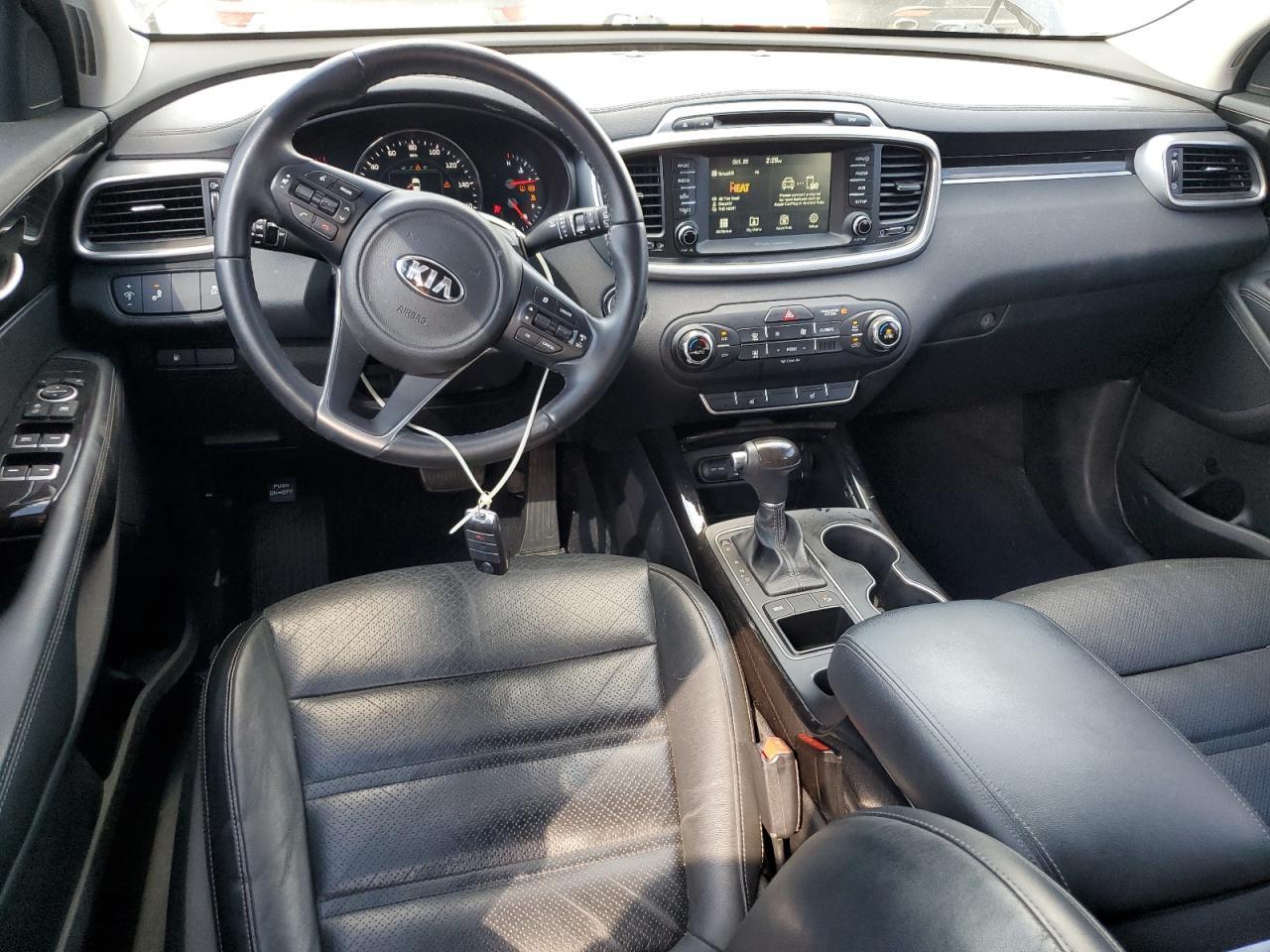 2017 KIA SORENTO