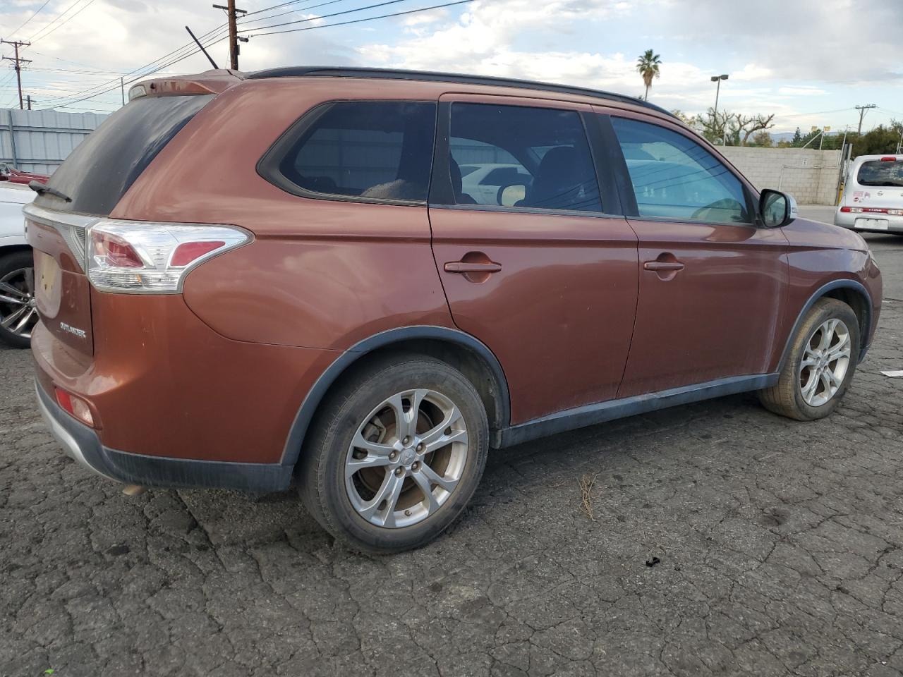 2015 MITSUBISHI outlander
