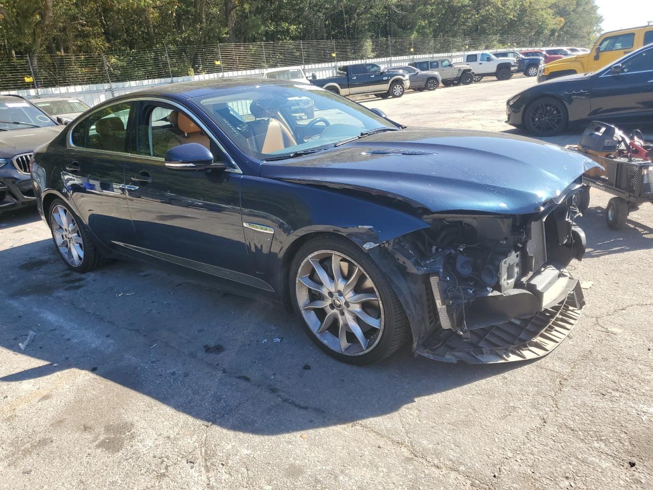 2013 JAGUAR XF