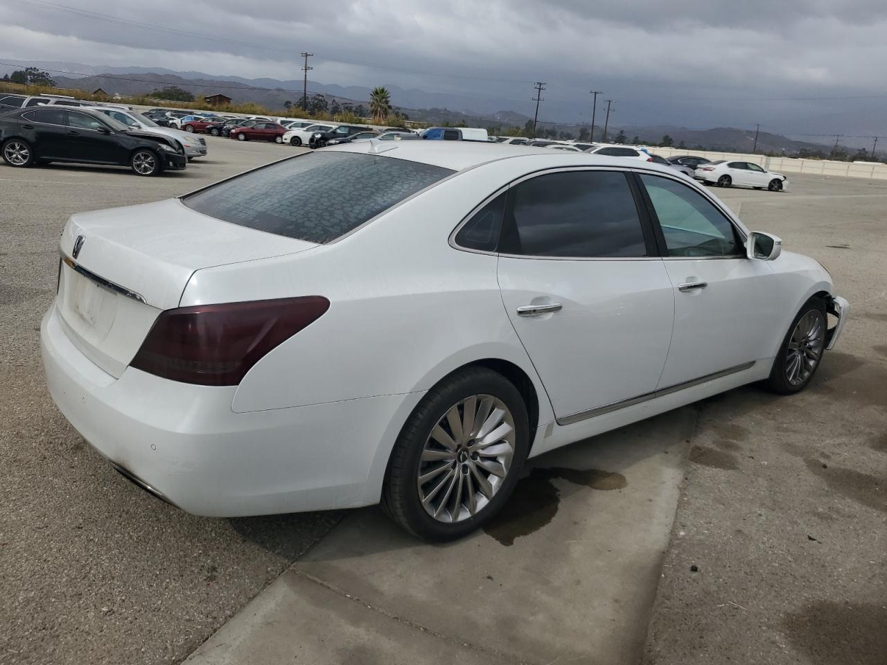 2014 HYUNDAI Equus