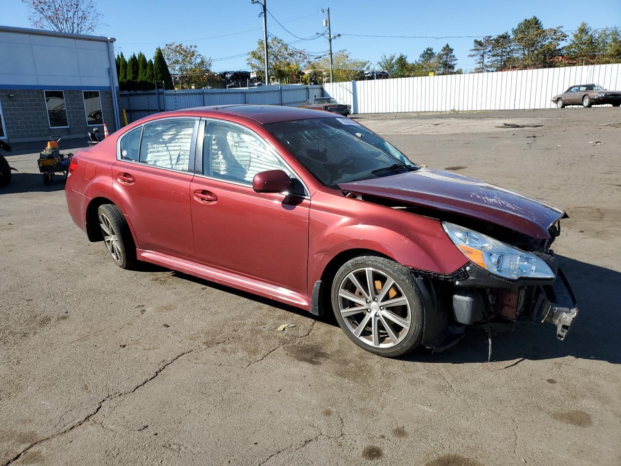 2013 SUBARU Legacy