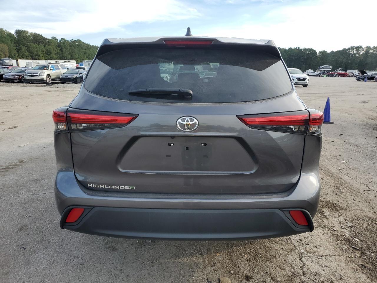 2022 TOYOTA HIGHLANDER