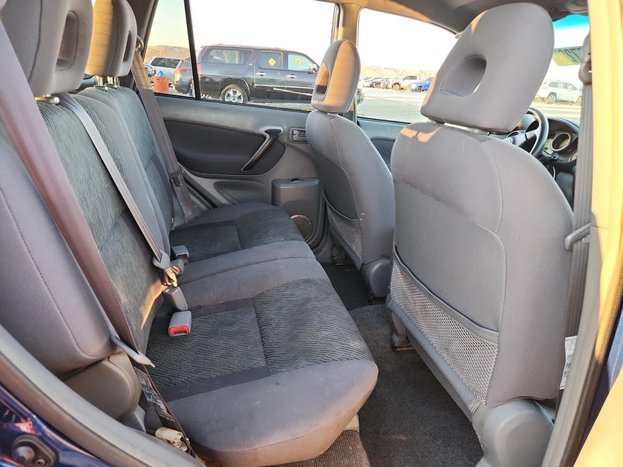 2003 TOYOTA RAV4