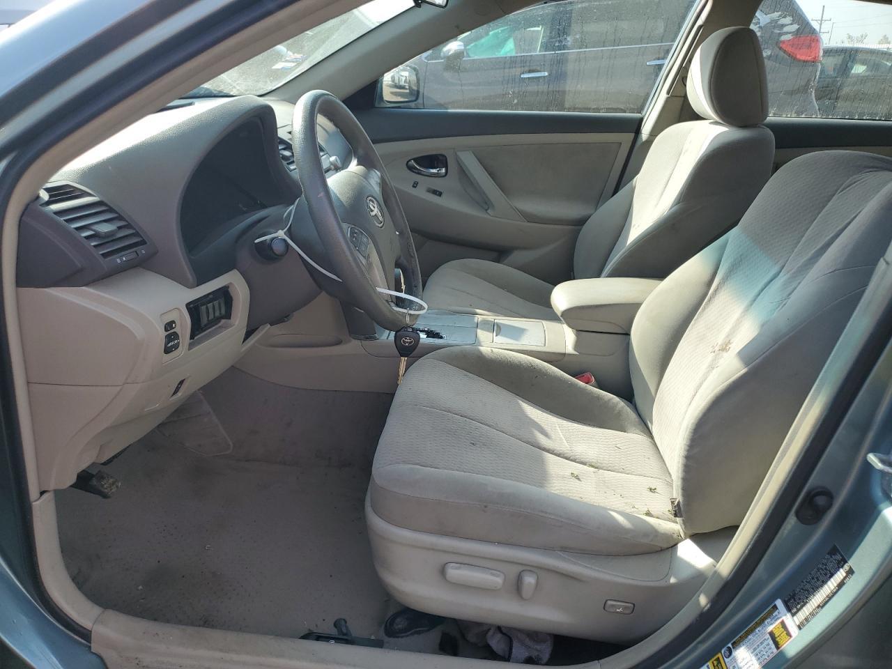 2011 TOYOTA CAMRY