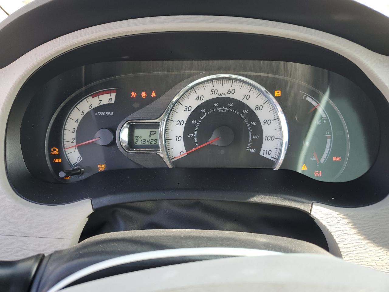 2012 TOYOTA SIENNA