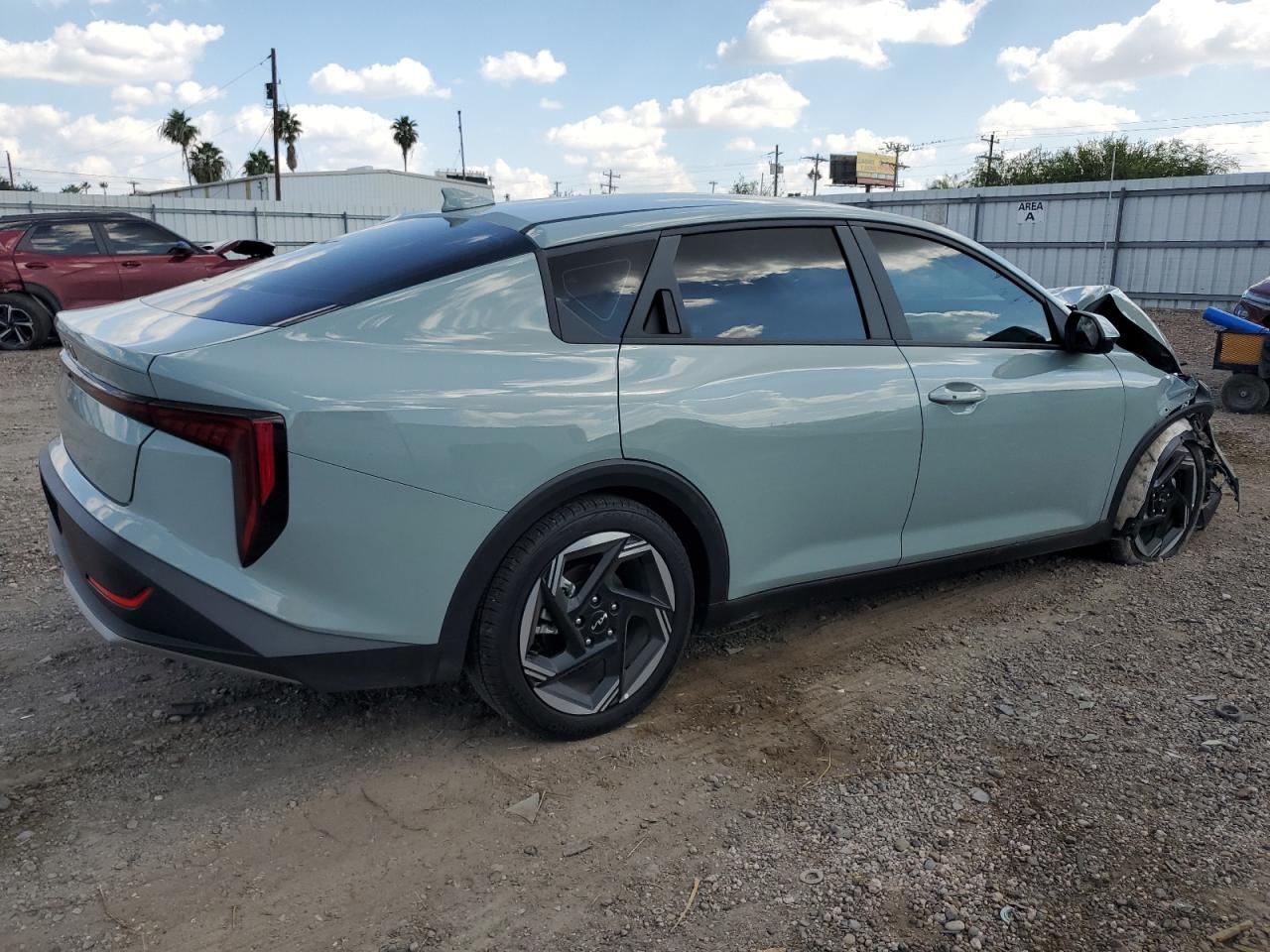 2025 KIA K4