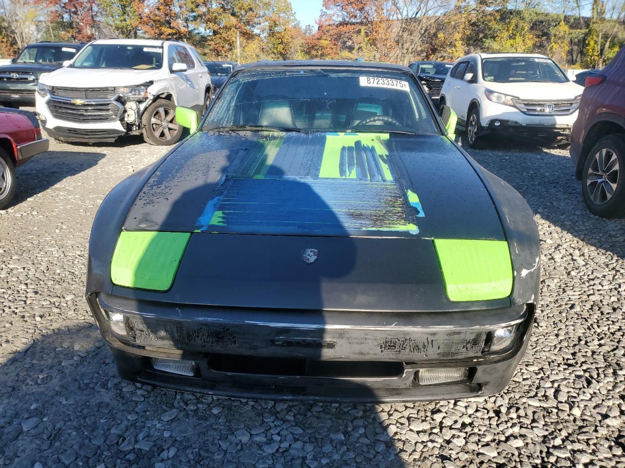 1983 PORSCHE 944