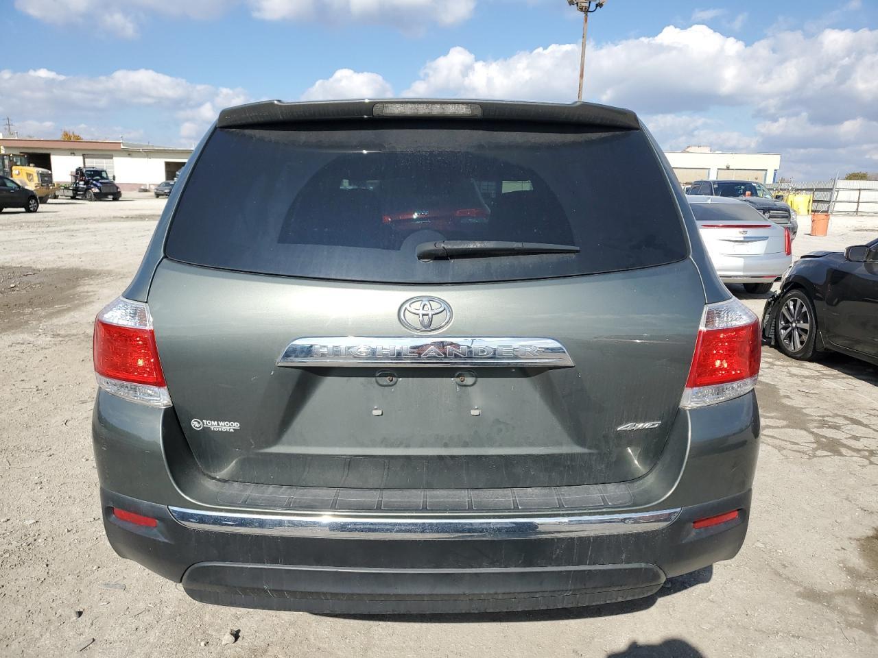 2013 TOYOTA HIGHLANDER