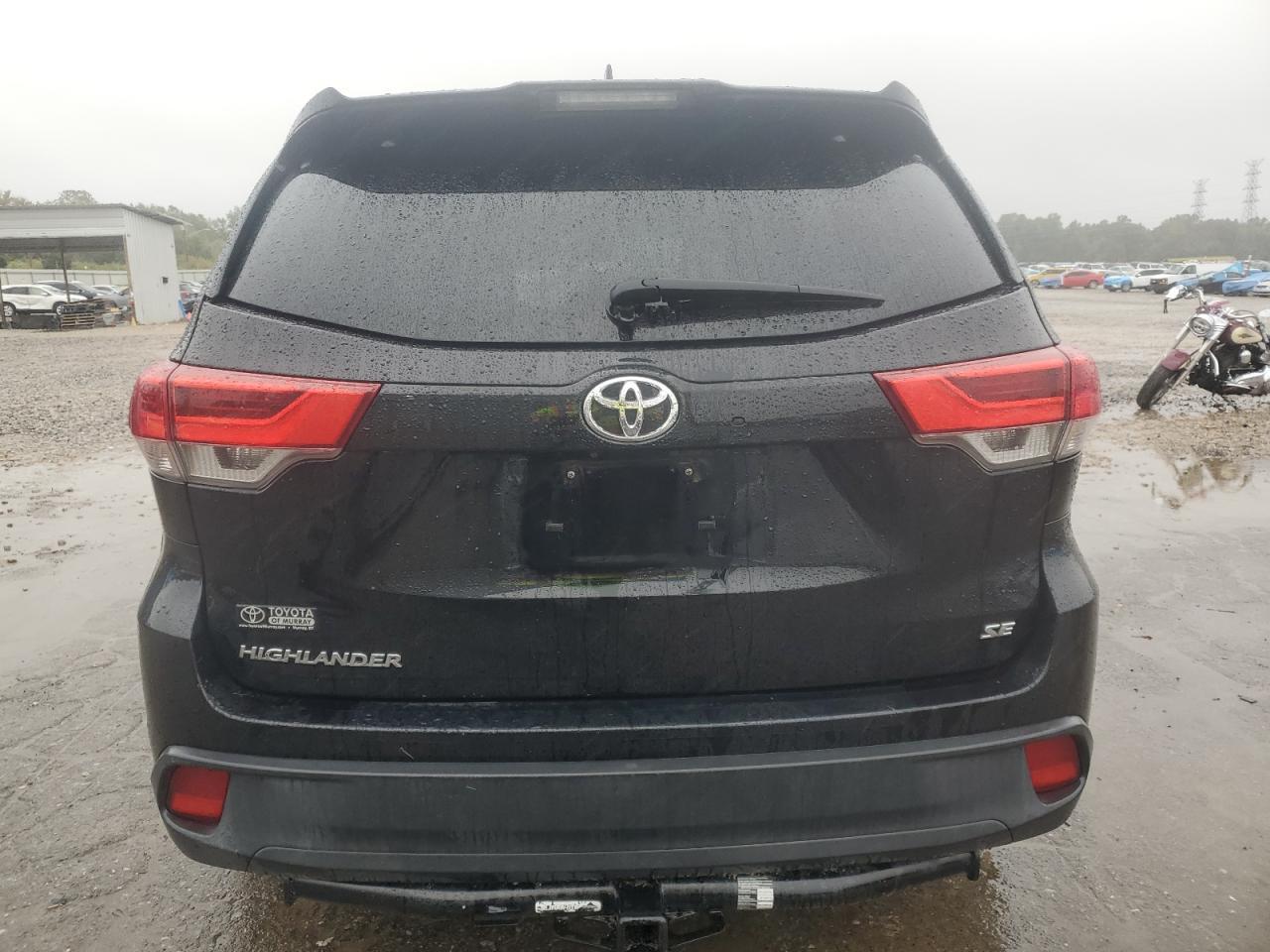 2017 TOYOTA HIGHLANDER