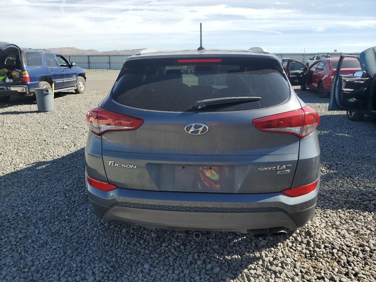 2016 HYUNDAI TUCSON