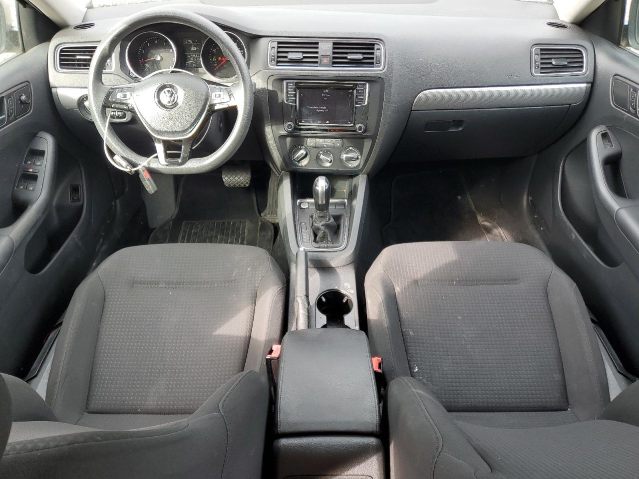 2016 VOLKSWAGEN JETTA
