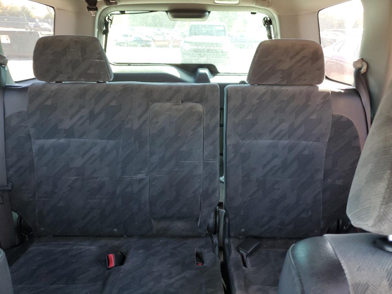 2004 HONDA CR-V