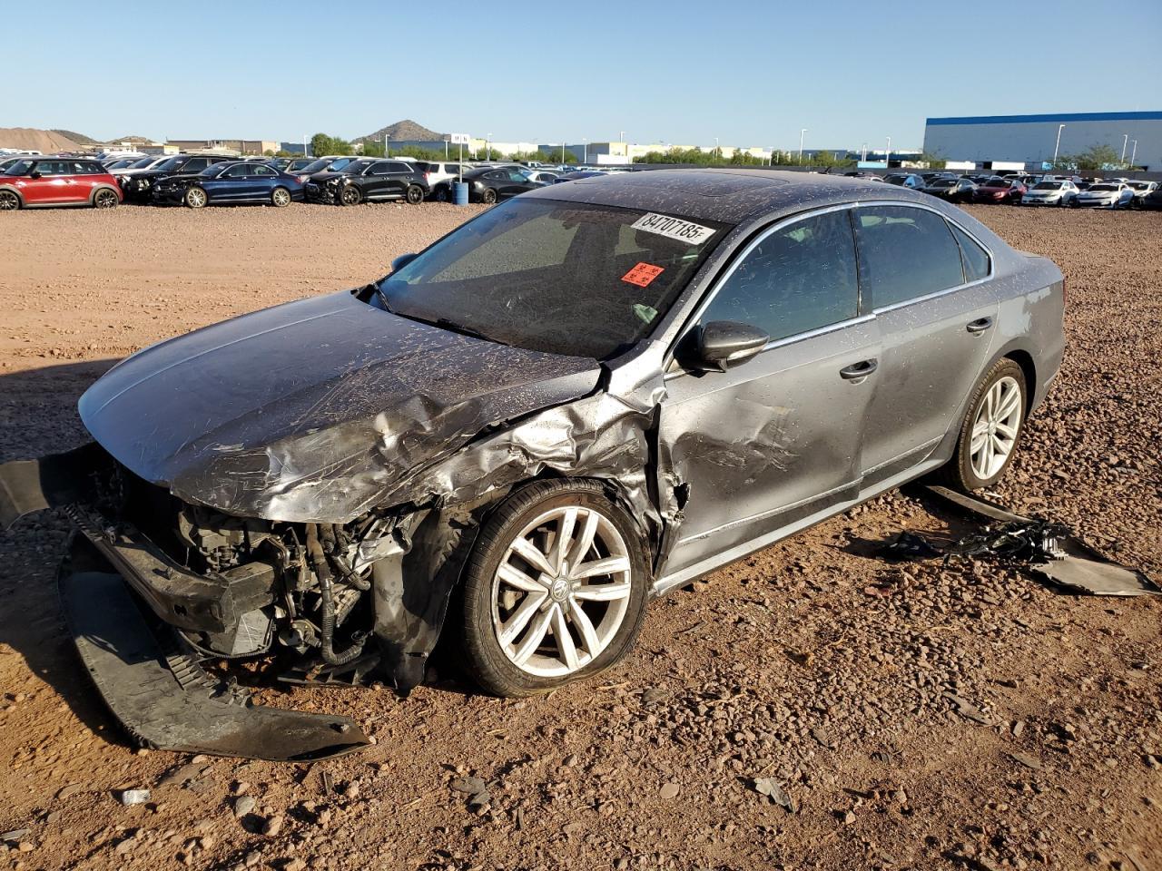 2017 VOLKSWAGEN Passat