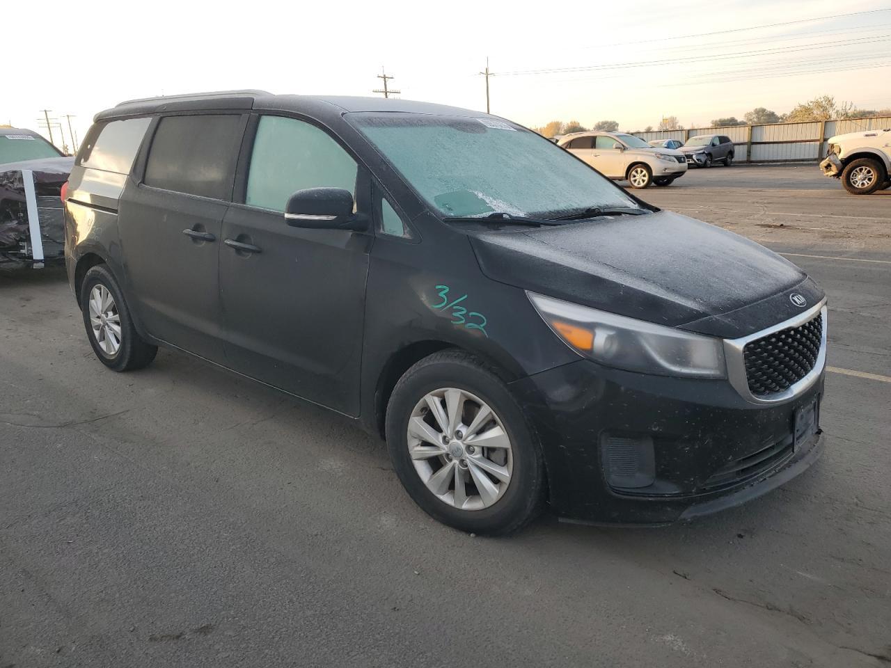 2017 KIA SEDONA