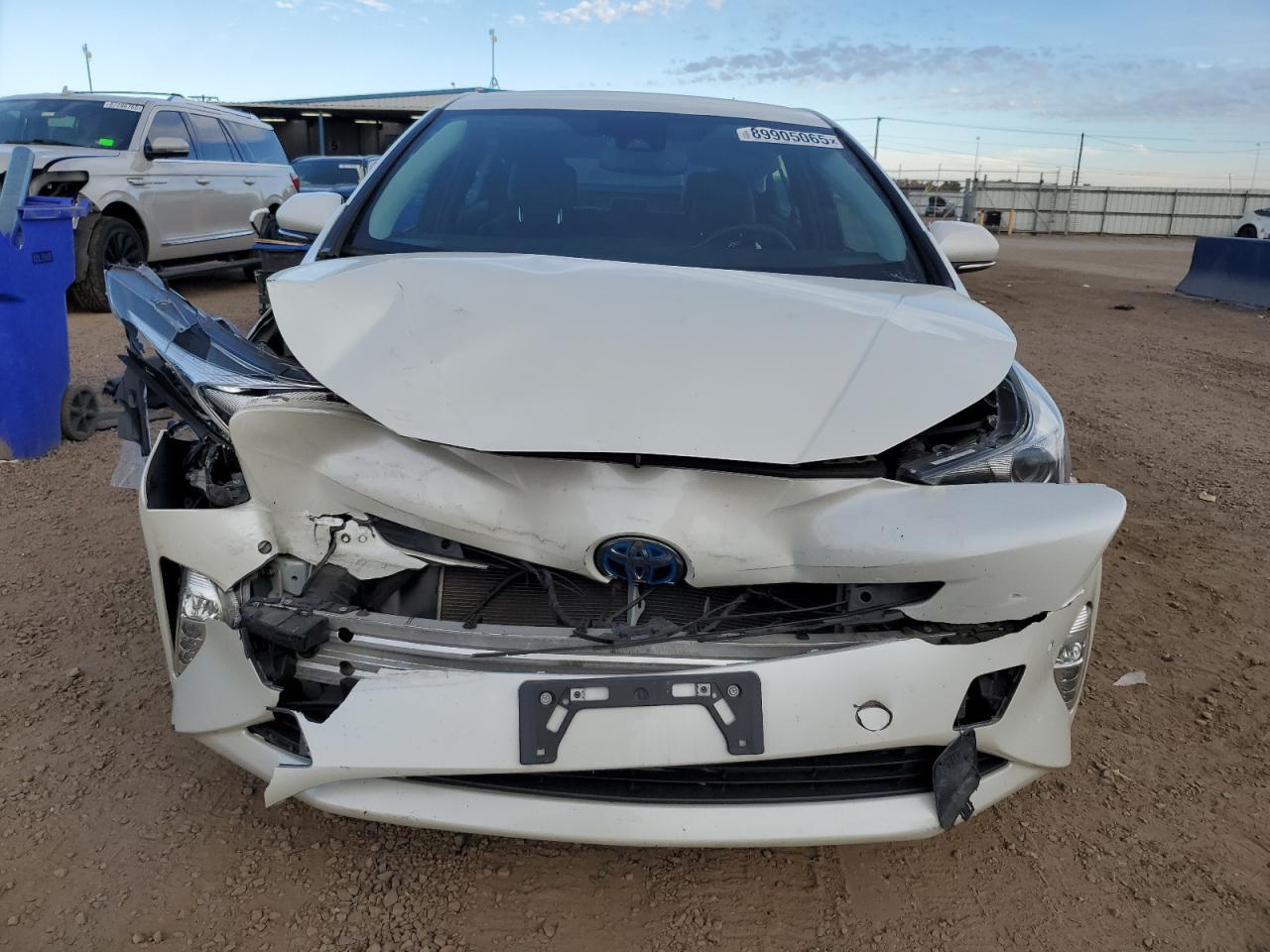 2016 TOYOTA PRIUS