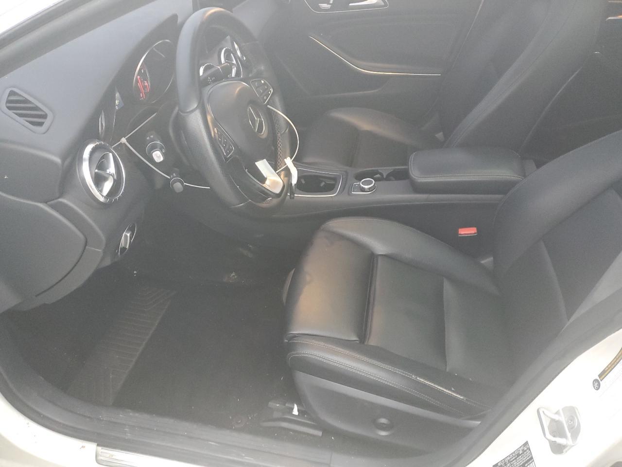 2017 MERCEDES-BENZ CLA-Class